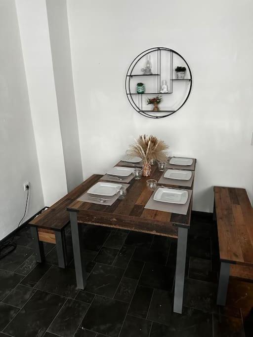 Schoene Wohnung In Bestlage Inclusive Parkplatz ไลป์ซิก ภายนอก รูปภาพ