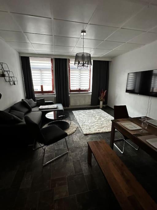 Schoene Wohnung In Bestlage Inclusive Parkplatz ไลป์ซิก ภายนอก รูปภาพ